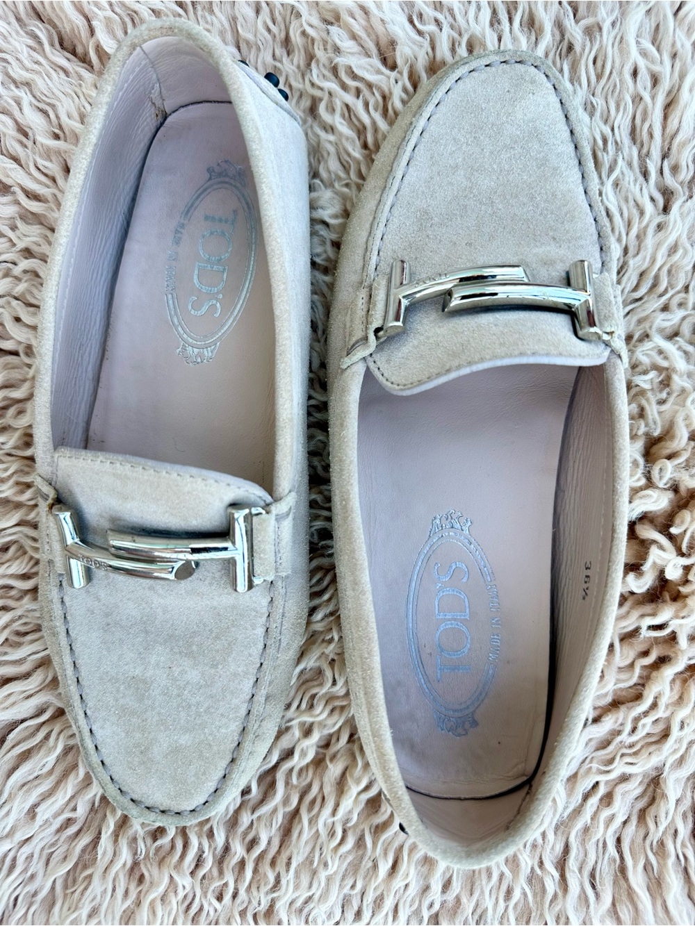 Tod's Beige Gommino Suede Silver Double T Driving Loafer EU 36.5 US 6.5 Women